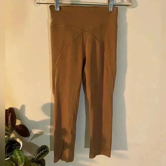 LULULEMON  Leggings - Picture 1 of 4